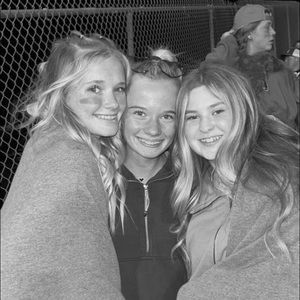 Meet your Posher, Cara